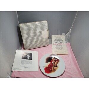 The Marilyn Monroe "Don't Bother To Knock" Collection Plate By Delphi